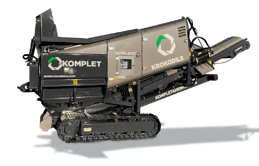 Read more about the article Shredder vs. Crusher: Which Machine Do You Really Need for Your C&D Debris?