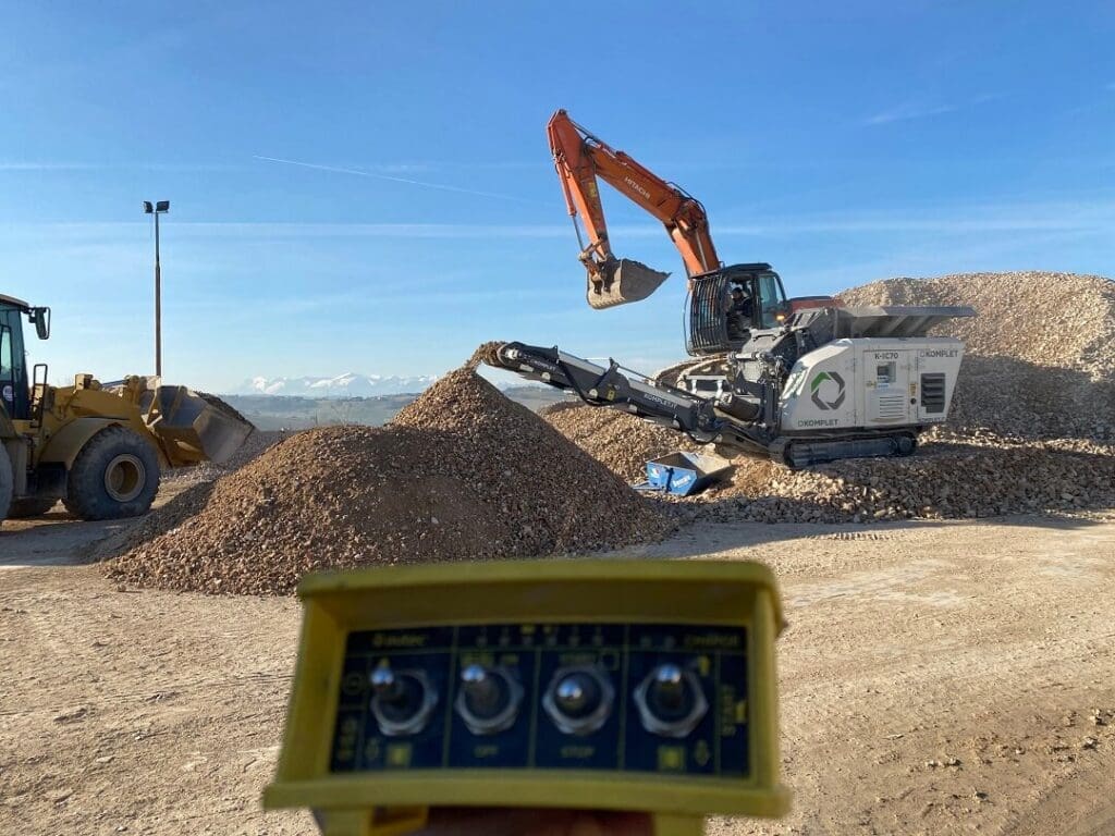 komplet-k-ic-70-impact-crusher-remote-controlled-komplet-a